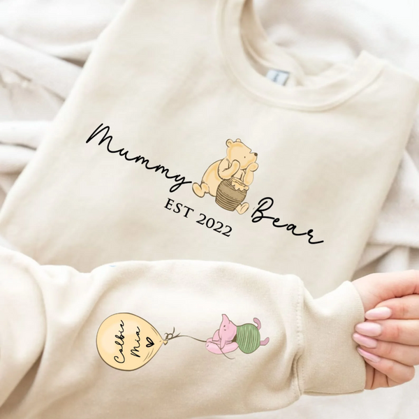 Mummy Bear Sweatshirt, Personalized Mum Sweatshirt with children's names, gift for Mum