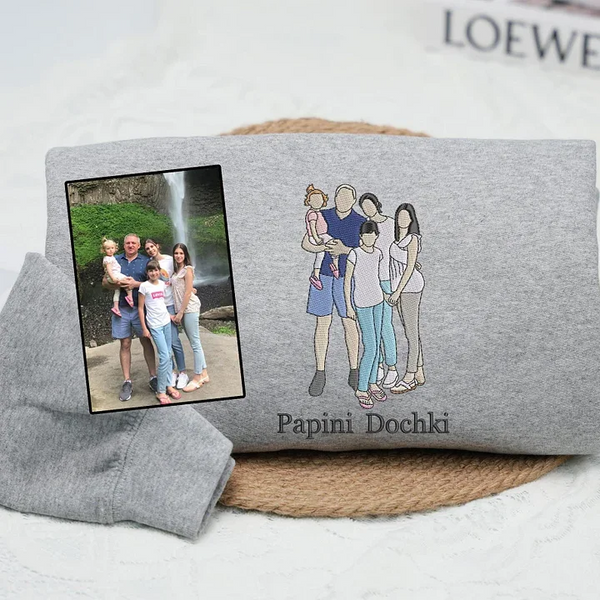 Photo Customized Parents Family Portrait Embroidered T-shirt, Portrait Sweatshirt, Family Reunion, Gift for Mom and Dad