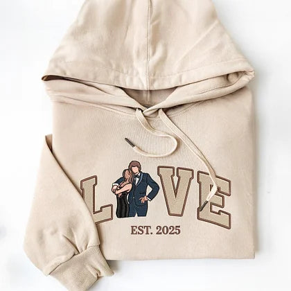 Loversdovey Personalized Embroidered Photo Couple LOVE Est Year Crewneck/Hoodie/T-shirt