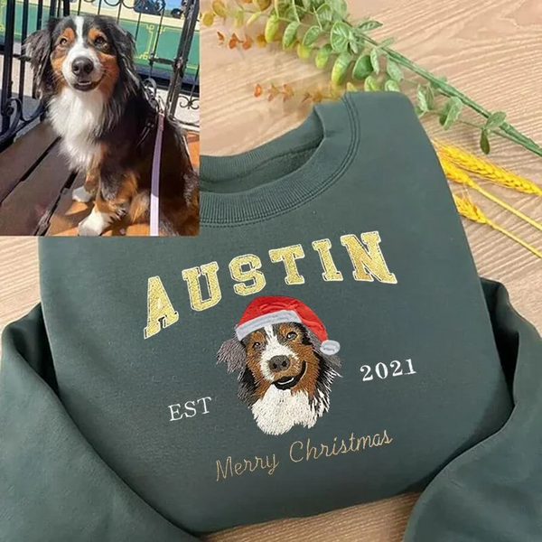 Custom Embroidered Sweatshirt With Pet Portrait and Name, Jumper Sweatshirt